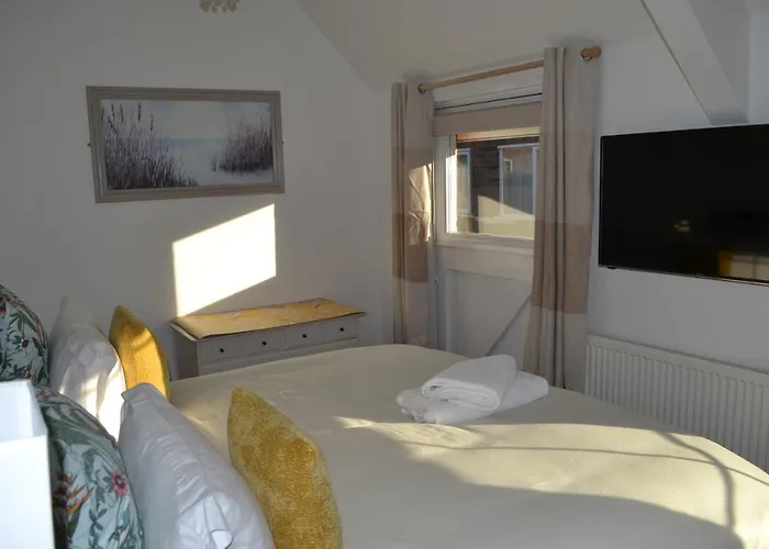 Frinton Escapes - The Cottage