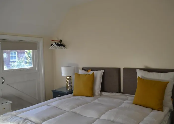 Frinton Escapes - The Cottage